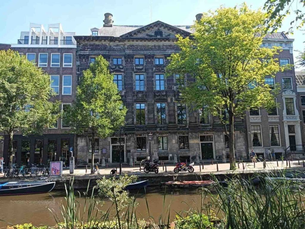 Grote Trippenhuis bezichtigen Amsterdam