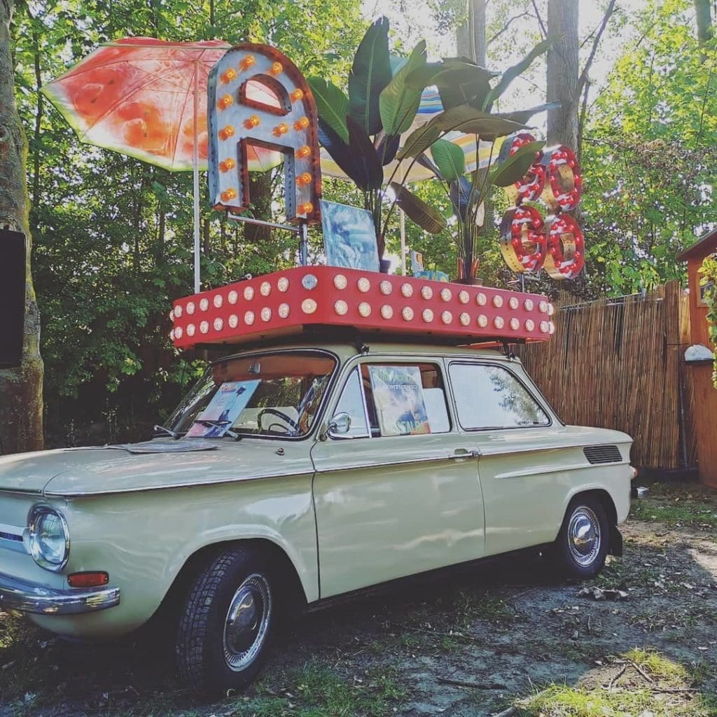 bedrijfsfestival-dj-auto-booth
